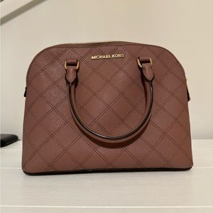 MICHAEL KORS Cindy Dome Satchel Crossbody Large - Dusty Rose